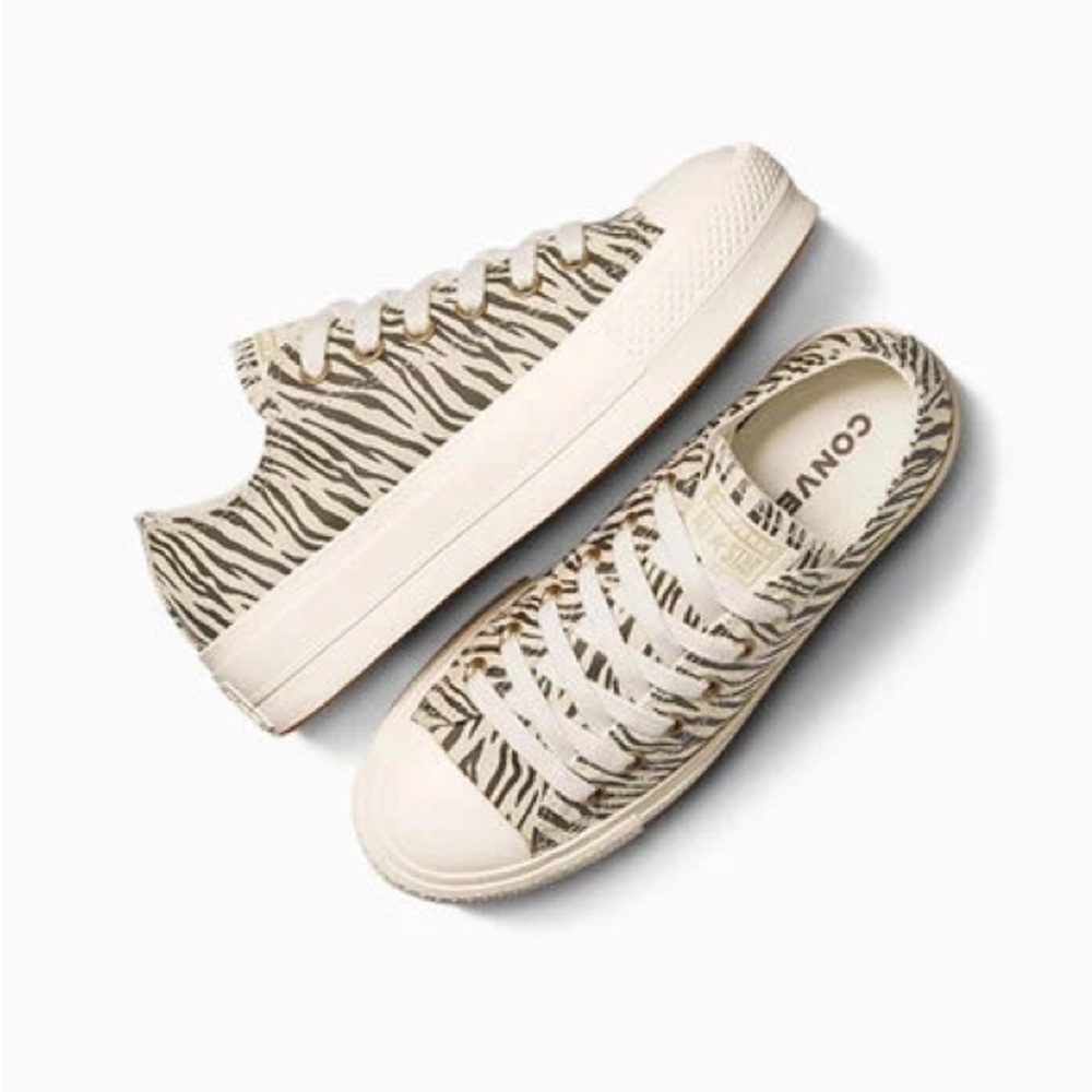 Converse Chuck Taylor All Star Lift Platform Zebra Low Top Sneaker Shoe 6.5